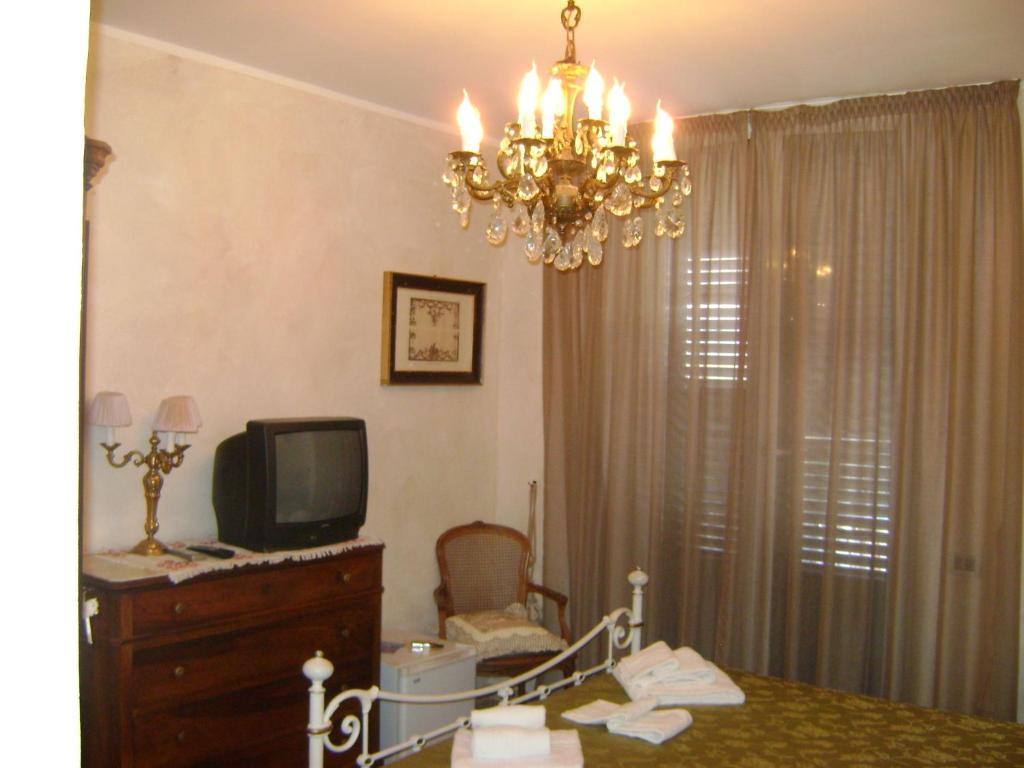 Hotel La Petite Maison Viareggio Habitación foto